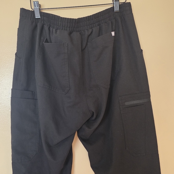 FIGS Yola High Waisted Skinny Tapered Leg Scrub Pants M Black  Tailored Nursing - Picture 8 of 16